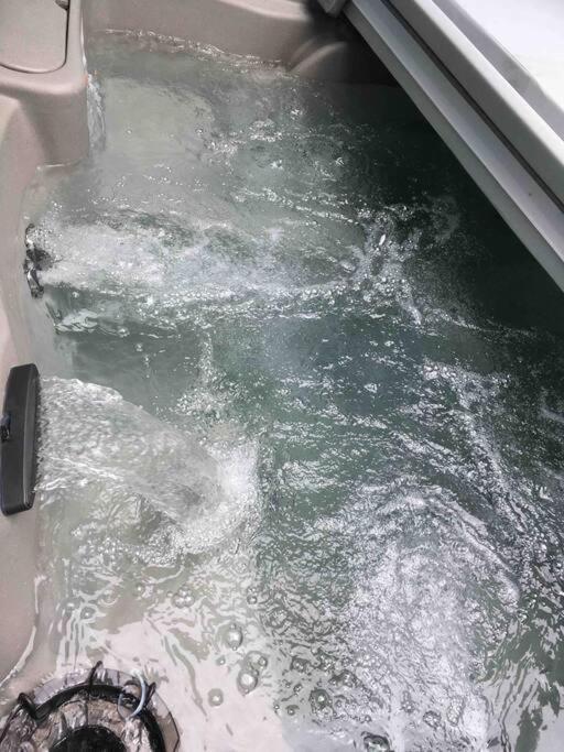فيلا Caddy Corner Has A Hot Tub Just Outside Of Town فرنتش ليك المظهر الخارجي الصورة